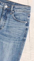 Judy Blue Peggy Ankle Straight | Break Through Blue — Front pocket detail