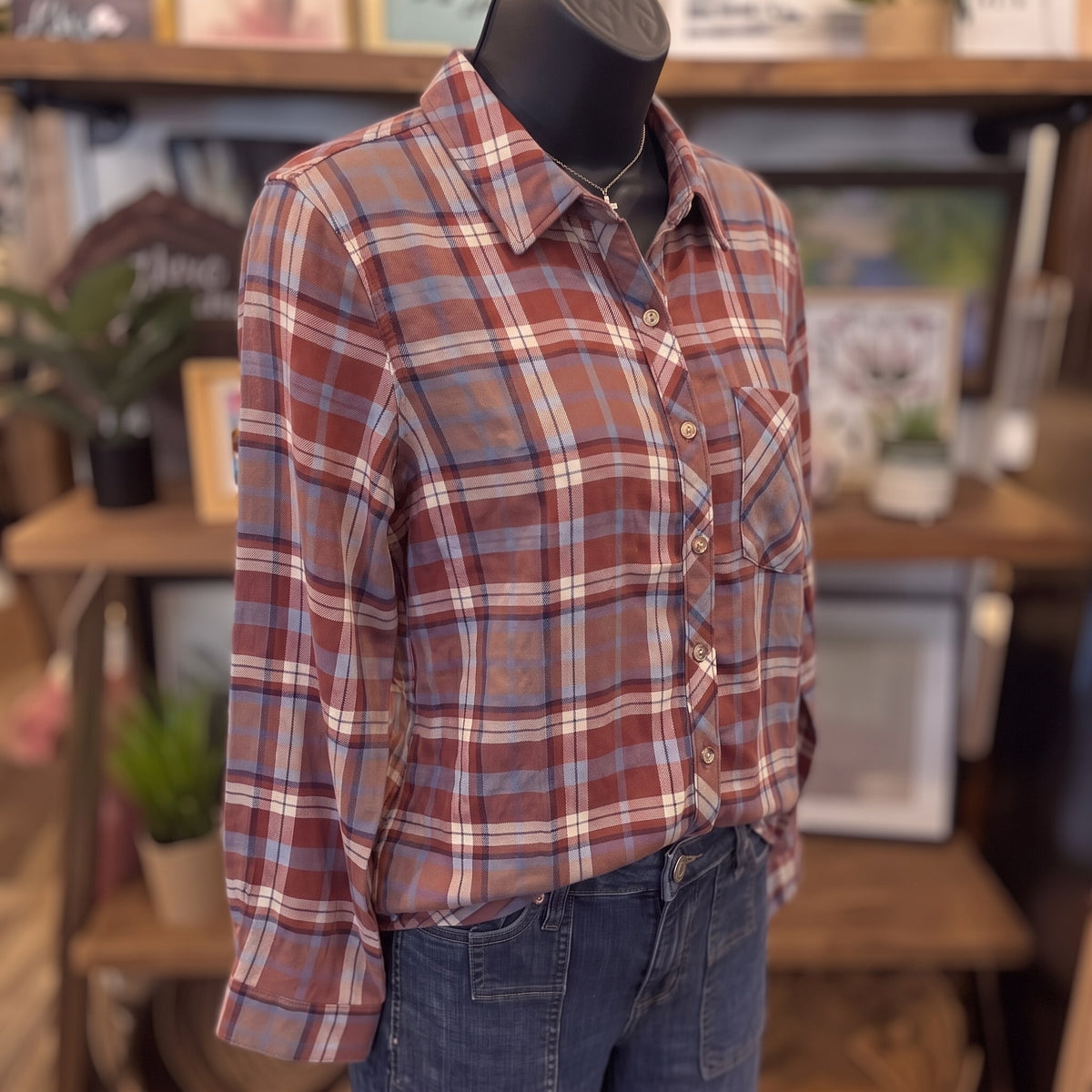 Be Cool Plaid Flannel Shirt | Sienna — Angled view on mannequin