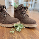 Campfire Lace Up Boot | Mocha Texture — Detail close-up